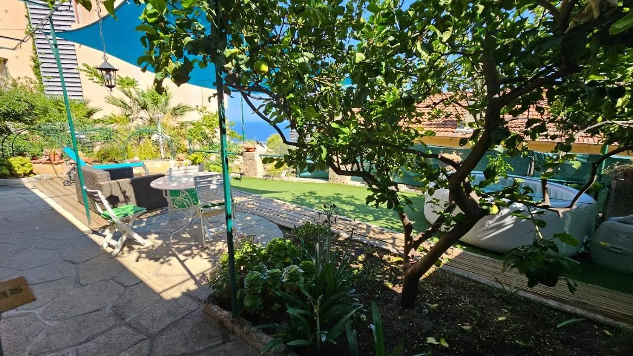 Holiday home Maison Avec Jardin, Vue Mer Aux Portes De Monaco Beausoleil